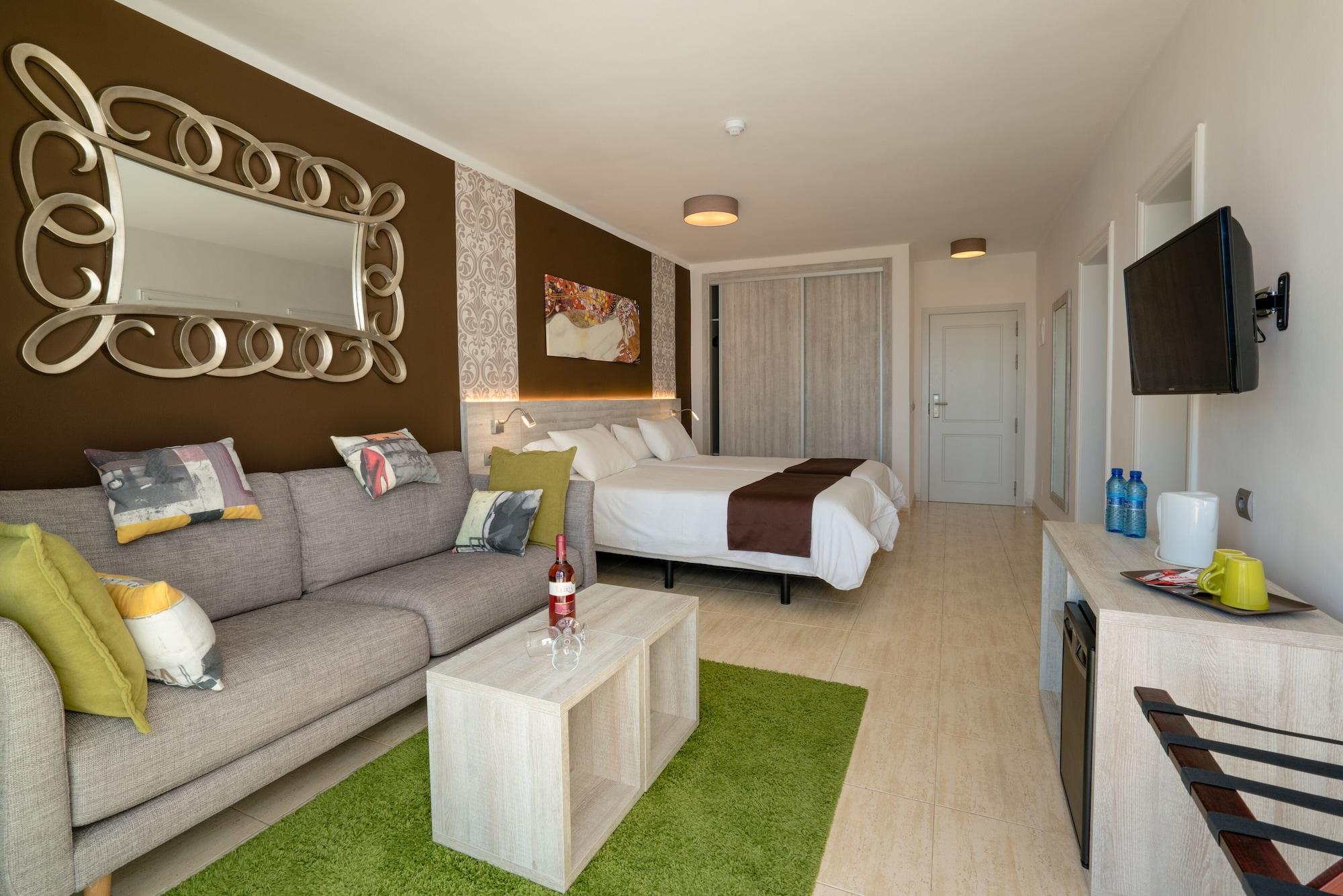 Apart-hotel Galeon Playa 3*