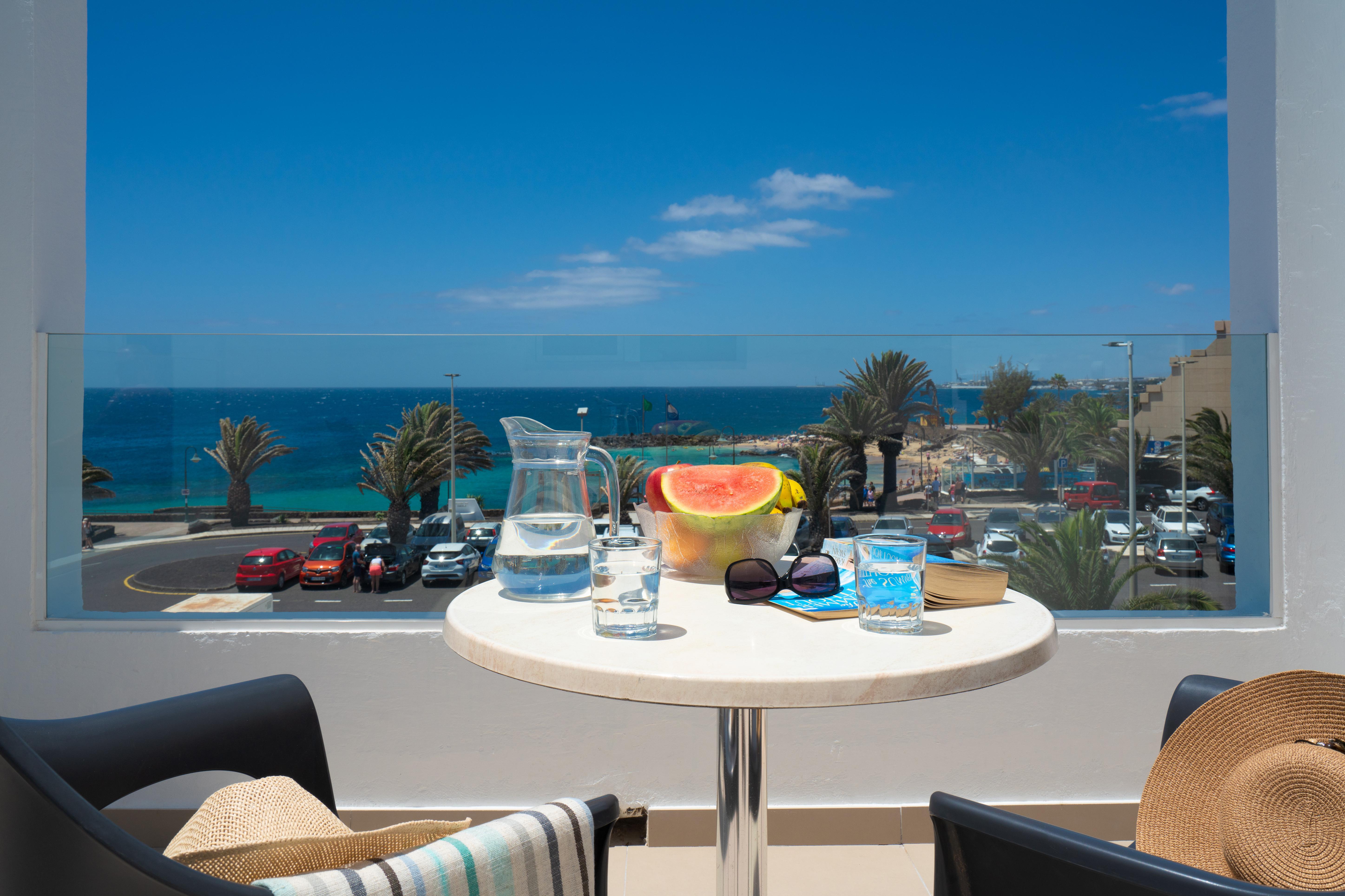 Galeon Playa Aparthotel